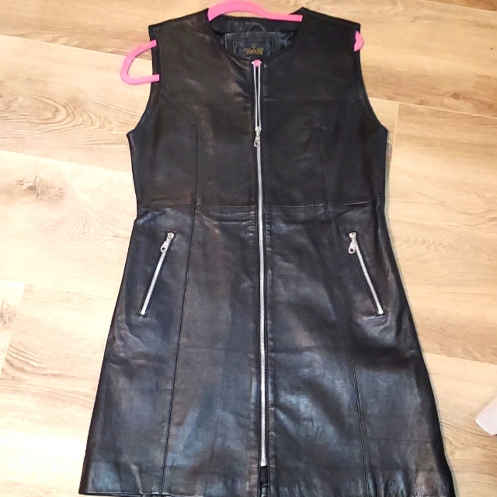 TOMCAT REAL LEATHER ZIP UP NWOT DRESS